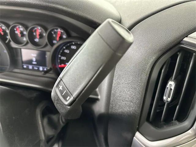 Photo of 2025 Summit White GMC Sierra 1500