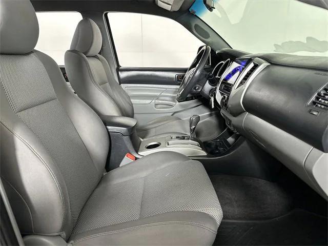 Photo of 2015 Silver Sky Metallic Toyota Tacoma