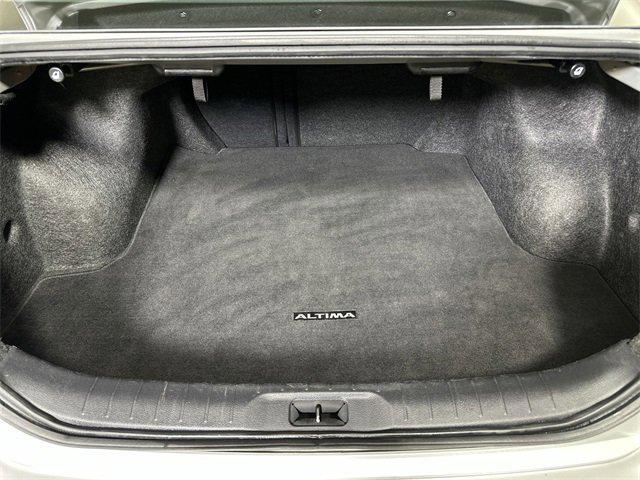 Photo of 2023 Brilliant Silver Metallic Nissan Altima