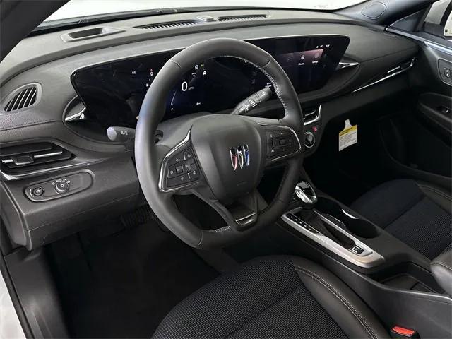 Photo of 2025 Summit White Buick Envista