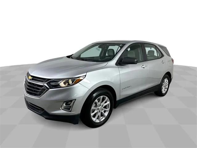 Photo of 2020 Silver Ice Metallic Chevrolet Equinox