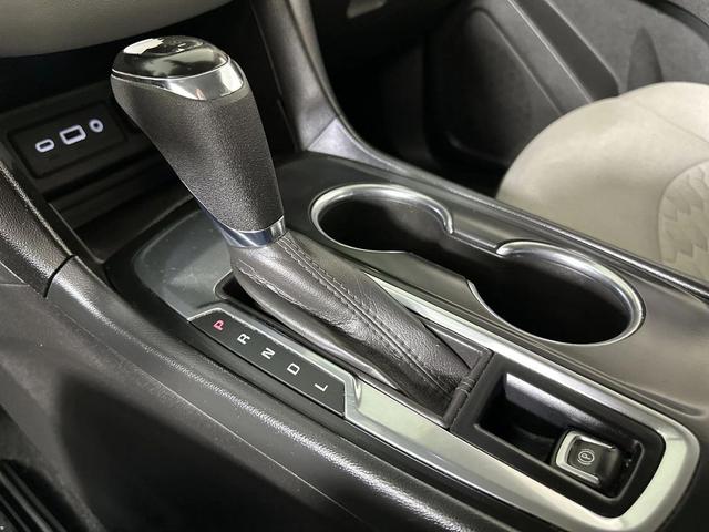 Photo of 2020 Silver Ice Metallic Chevrolet Equinox