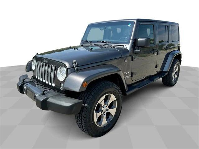 Photo of 2017 Granite Crystal Metallic Clearcoat Jeep Wrangler Unlimited