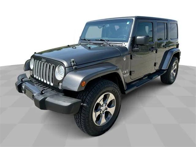 Photo of 2017 Granite Crystal Metallic Clearcoat Jeep Wrangler Unlimited