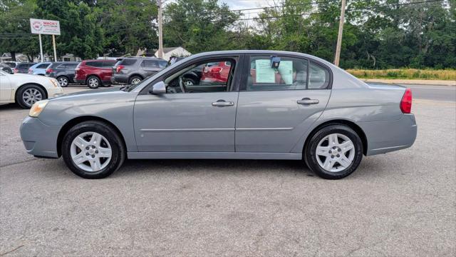 Photo of 2008 Gray Chevrolet Malibu Classic