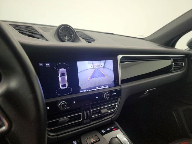 Photo of 2023 Gray Porsche Macan