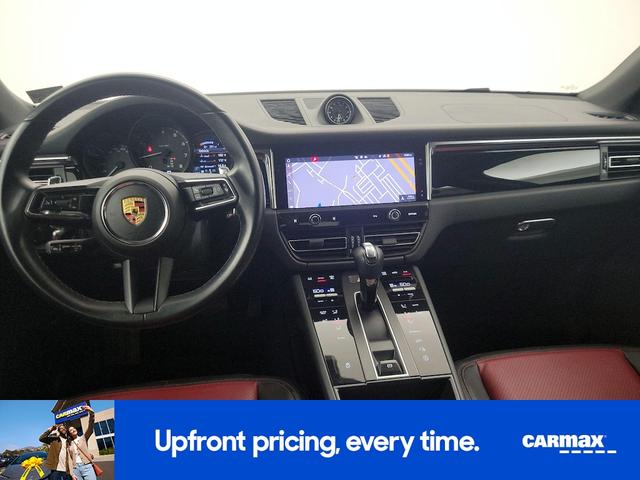 Photo of 2023 Gray Porsche Macan