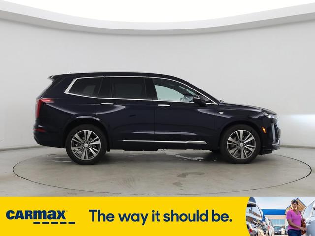 Photo of 2021 Blue Cadillac XT6