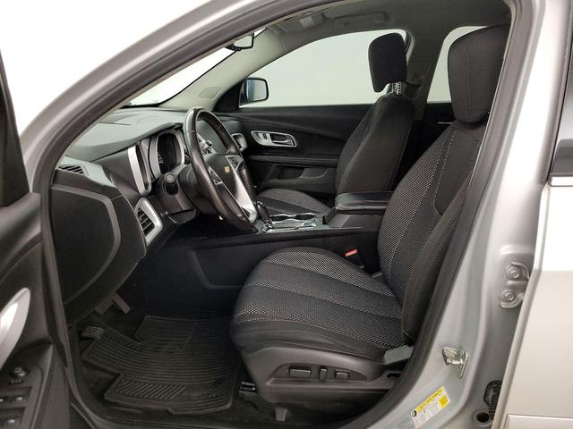 Photo of 2017 Silver Chevrolet Equinox