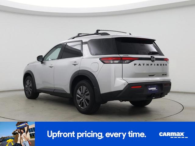 Photo of 2023 Silver Nissan Pathfinder