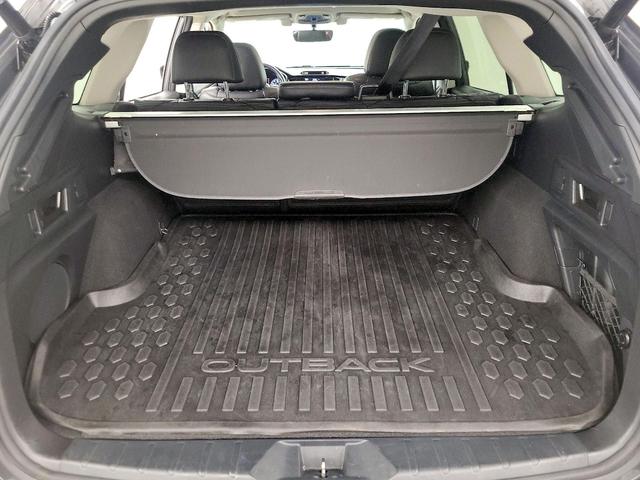 Photo of 2020 Gray Subaru Outback