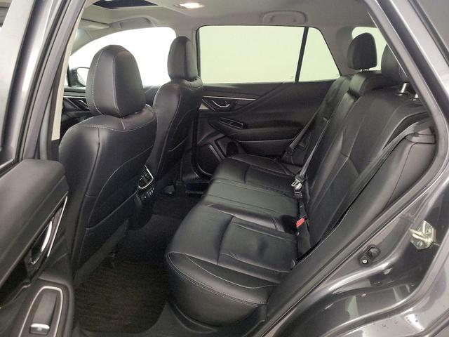 Photo of 2020 Gray Subaru Outback
