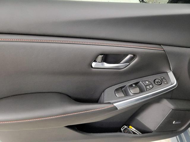 Photo of 2025 Blue Nissan Sentra