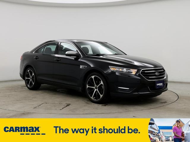 2015 Ford Taurus