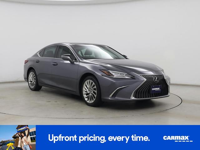 Photo of 2019 Gray Lexus ES 350