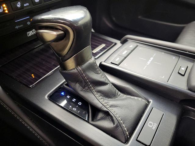 Photo of 2019 Gray Lexus ES 350