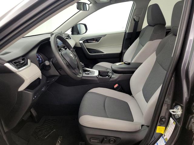 Photo of 2021 Gray Toyota RAV4 Hybrid