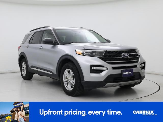 Photo of 2023 Silver Ford Explorer