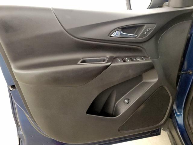 Photo of 2021 Blue Chevrolet Equinox