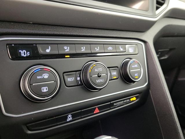 Photo of 2021 Black Volkswagen Atlas