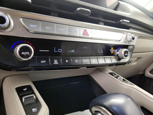 Photo of 2023 Gray Kia Telluride