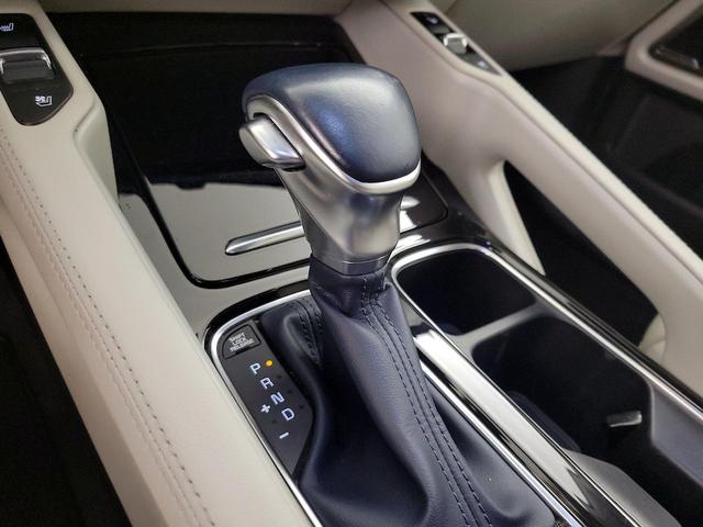 Photo of 2023 Gray Kia Telluride