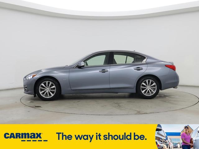 Photo of 2017 Gray INFINITI Q50