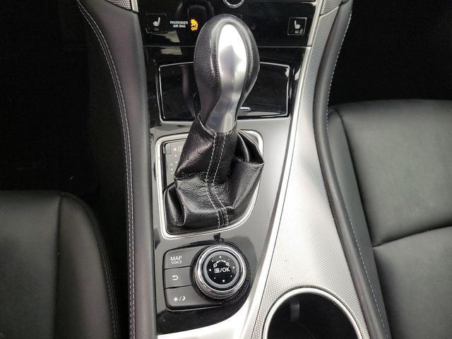 Photo of 2017 Gray INFINITI Q50