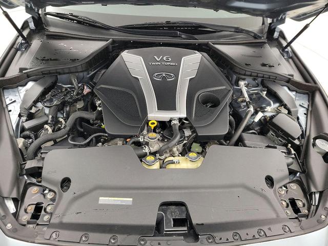 Photo of 2017 Gray INFINITI Q50
