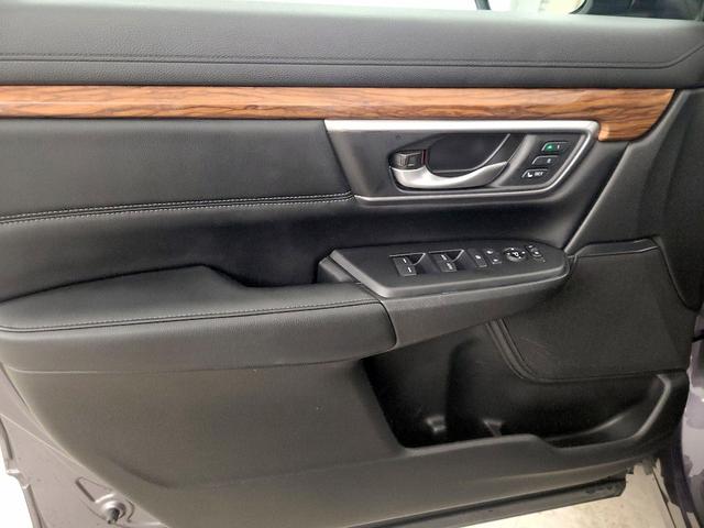 Photo of 2022 Gray Honda CR-V Hybrid
