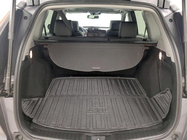 Photo of 2022 Gray Honda CR-V Hybrid