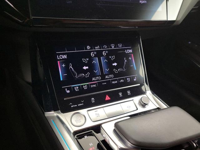 Photo of 2019 White Audi e-tron
