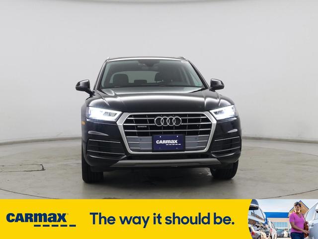 Photo of 2019 Black Audi Q5