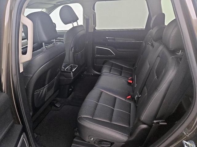 Photo of 2022 Green Kia Telluride