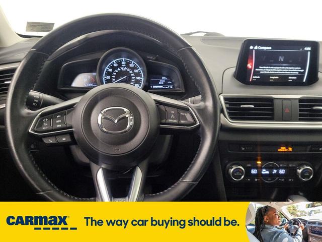 Photo of 2018 Gray Mazda Mazda3