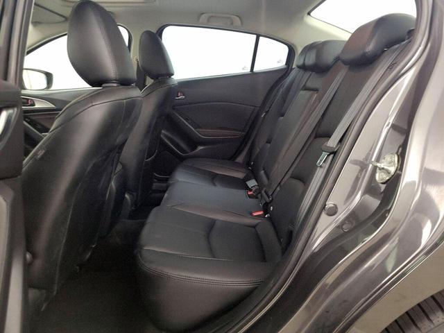 Photo of 2018 Gray Mazda Mazda3
