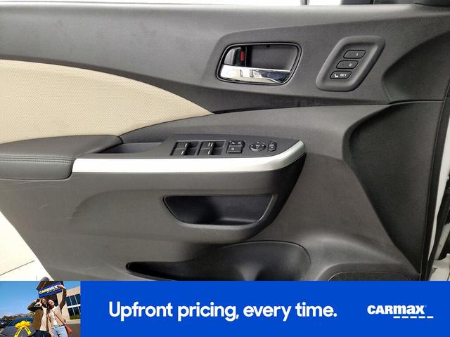 Photo of 2016 White Honda CR-V