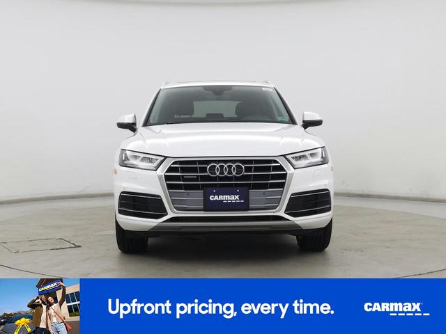 Photo of 2019 White Audi Q5