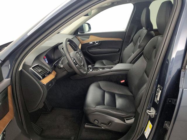 Photo of 2023 Blue Volvo XC90