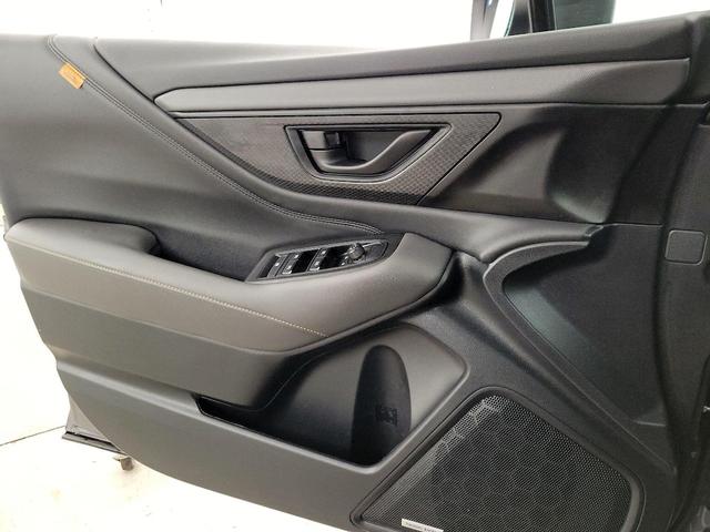Photo of 2025 Gray Subaru Outback