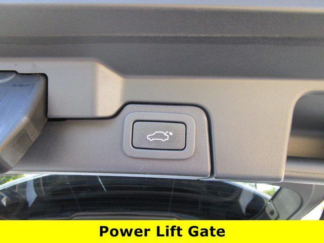 Photo of 2017 Aruba Metallic Land Rover Range Rover Evoque