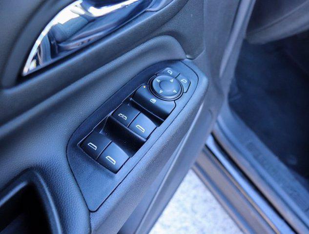 Photo of 2020 Mosaic Black Metallic Chevrolet Equinox