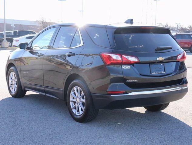 Photo of 2020 Mosaic Black Metallic Chevrolet Equinox