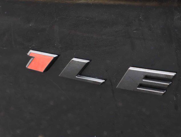 Photo of 2018 Black Chevrolet Camaro