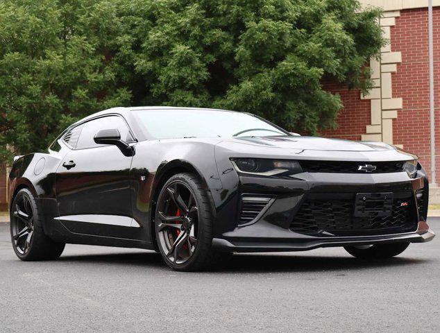 Photo of 2018 Black Chevrolet Camaro