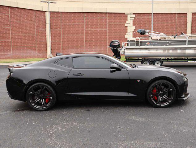 Photo of 2018 Black Chevrolet Camaro
