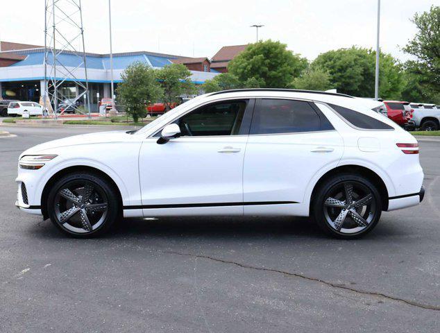 Photo of 2025 Uyuni White Genesis GV70