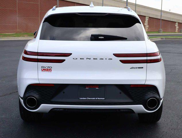 Photo of 2025 Uyuni White Genesis GV70