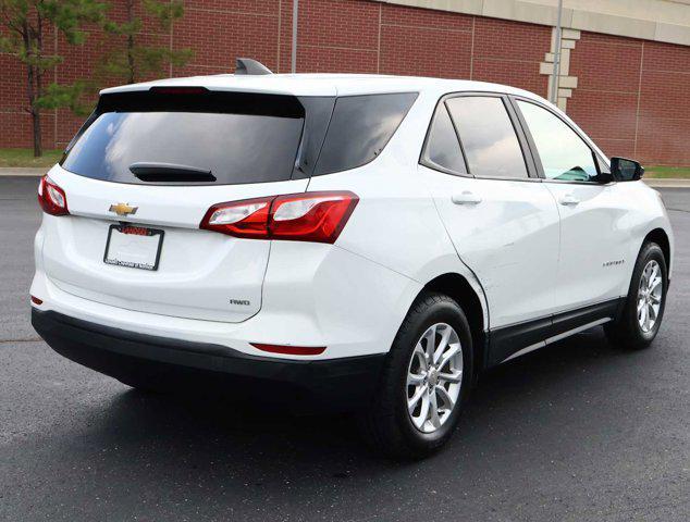 Photo of 2020 Summit White Chevrolet Equinox