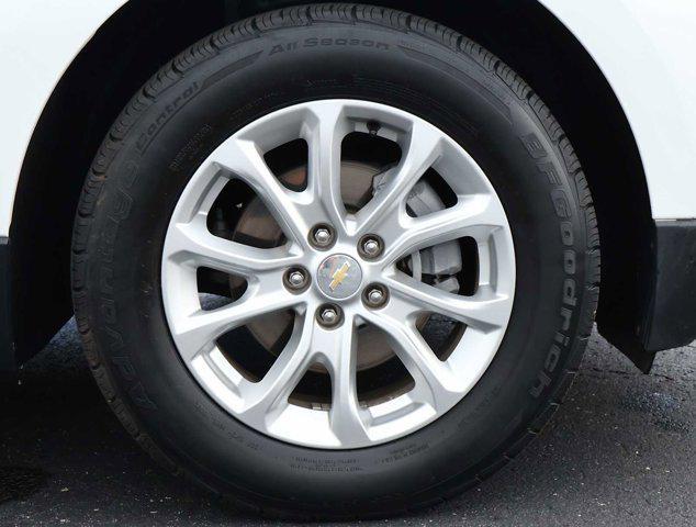 Photo of 2020 Summit White Chevrolet Equinox